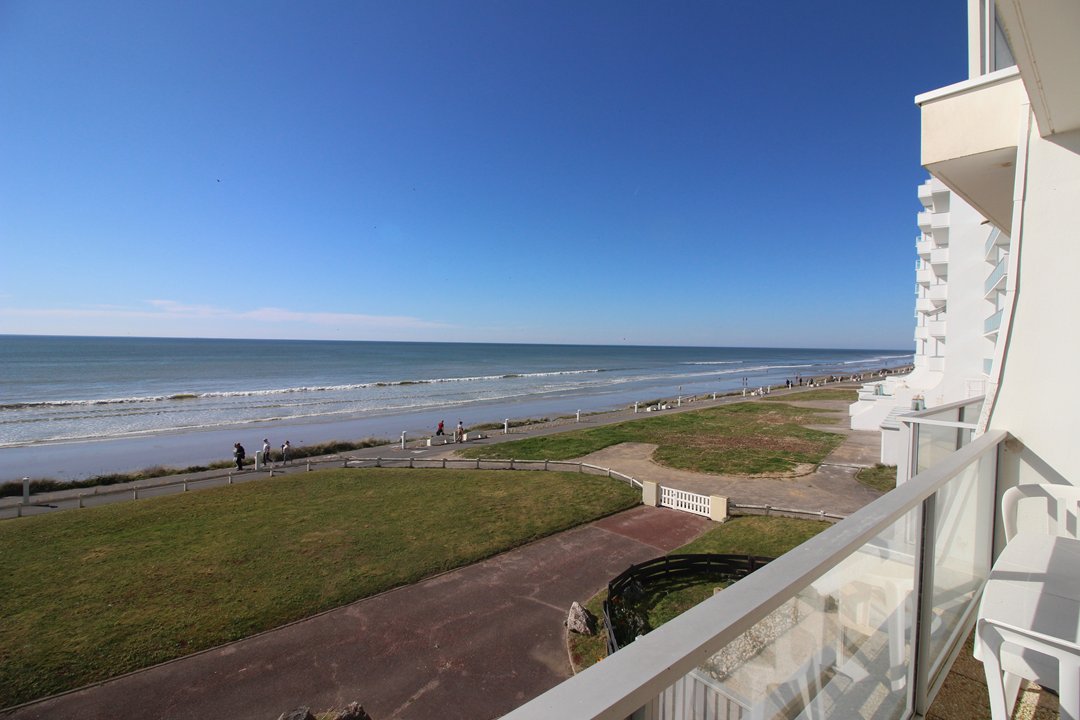 /picture/helios/116215201/ESPADON C1/12_2026-04-10CEST18h00-09.jpg